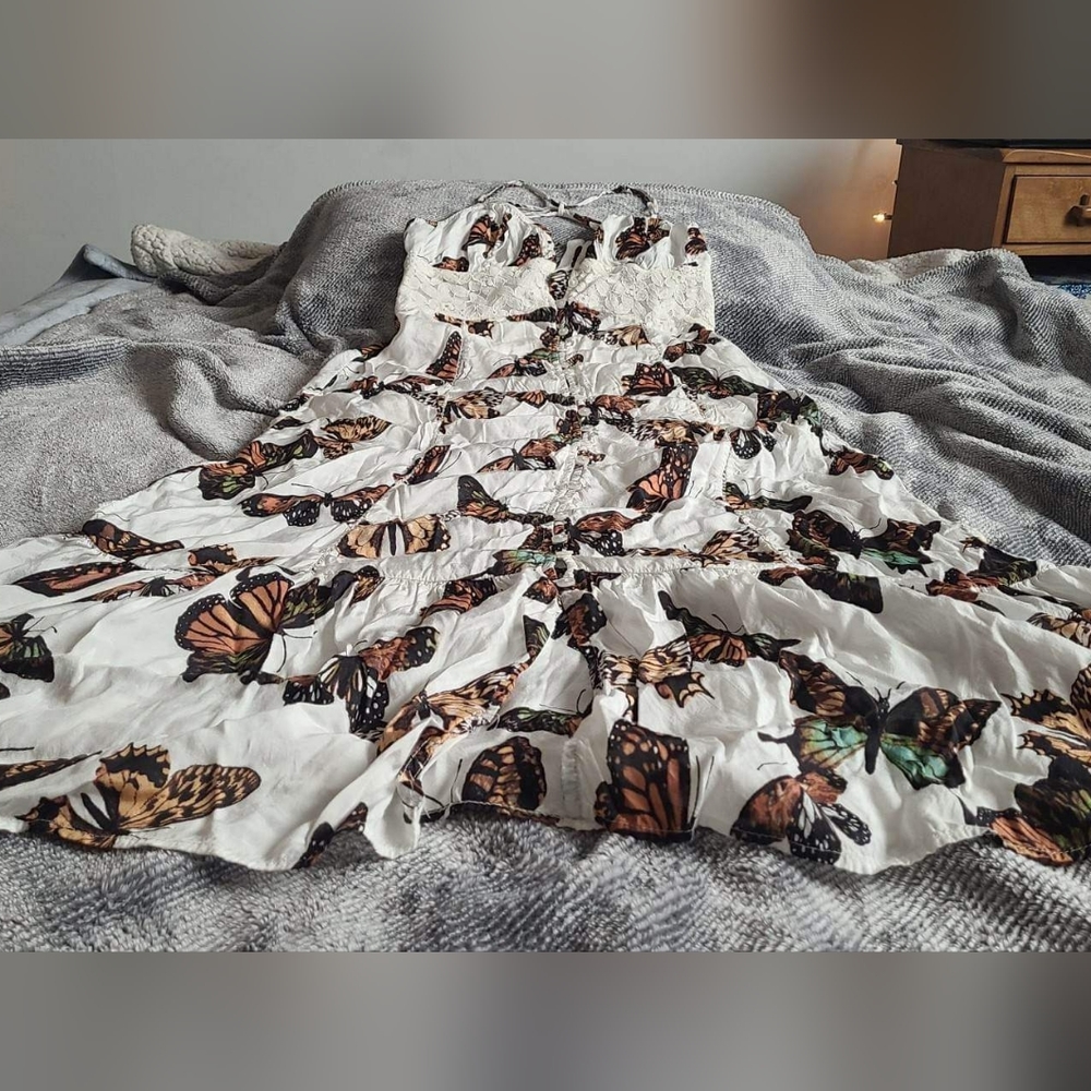 Long butterfly pattern and style dress